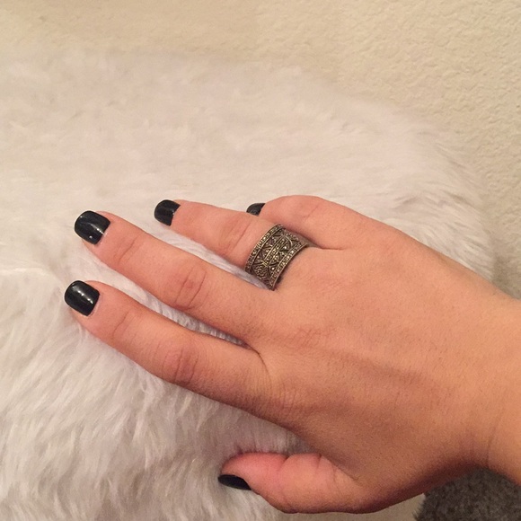 Silver ring - Picture 3 of 3